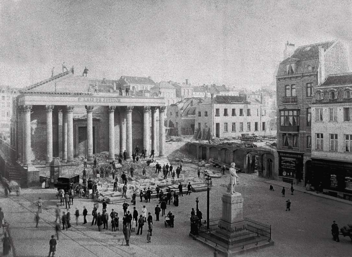 Démolition de l'ancien Palais de Justice de Bruxelles en 1892. Source : Sint-Lukasarchief - Fonds Gustave Abeels.