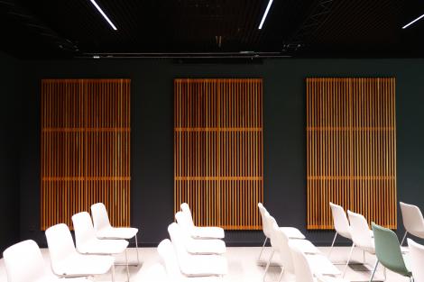 New interiors: reuse of acoustic panels 
