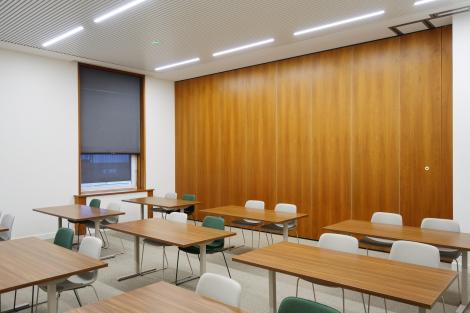 New interiors: preservation of window frames, radiator covers and foldable partition walls 